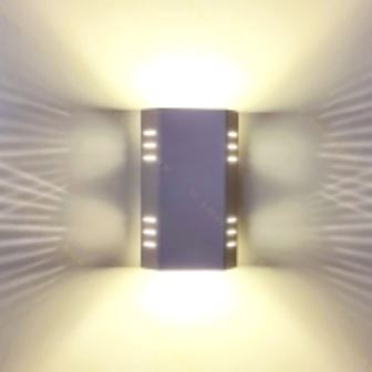 چراغ دیواری دکوراتیو 2x5 وات لولایت کد 220 دارای لامپ LED G4